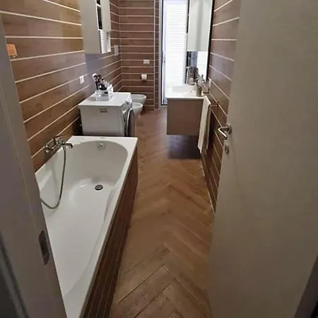 House Santa Brigida Apartment Naples